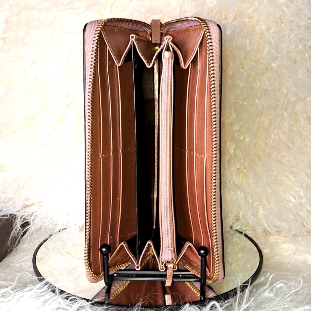 Gucci Micro Guccissima Bow Wallet EUC - Picture 11 of 17
